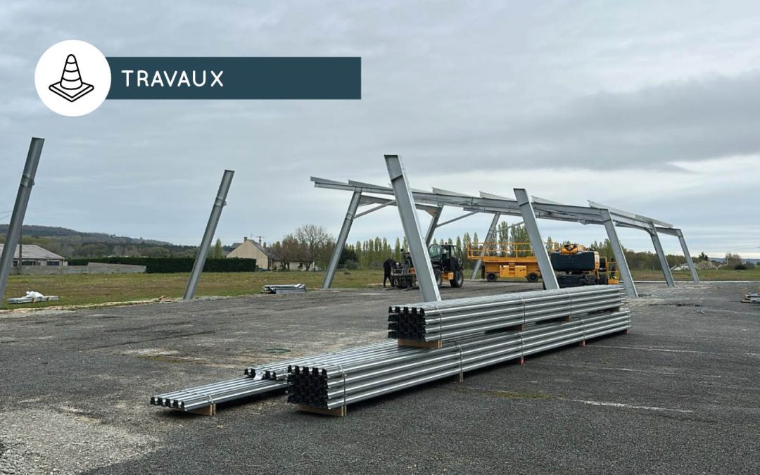 Des ombrières photovoltaïques à la Salle des Trois Ormeaux